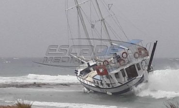 Καράβι στη... στεριά έβγαλε η κακοκαιρία στη Ρόδο