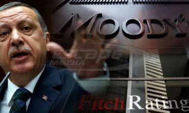 Δεύτερο σοκ στην Τουρκία: Νέο «τσεκούρι» της Moody’s στις τράπεζες του Ερντογάν