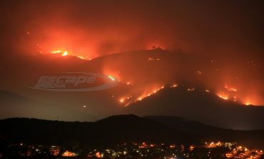 Πύρινη λαίλαπα στην Καλιφόρνια - Έχει καεί έκταση ίση με το Λος Άντζελες