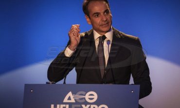 Το πρόγραμμα Μητσοτάκη: Μείωση φόρων, εισφορών, ΕΝΦΙΑ και 700.000 θέσεις εργασίας – άνοιγμα στην κεντροαριστερά και μηνύματα στους δανειστές