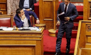 Μητσοτάκης: Ο νόμος για το άσυλο θα καταργηθεί - Τσίπρας: Πολιτεύεστε με ψέματα και καταστροφολογία