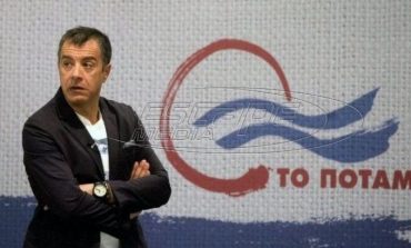 Ποτάμι: Να παραδώσουν τις έδρες τους οι Αμυράς, Δανέλλης, Ψαριανός