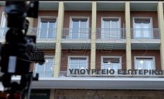 ΥΠΕΣ: Η ΝΔ παίζει μικροπολιτικά παιχνίδια με την ψήφο των απόδημων Ελλήνων