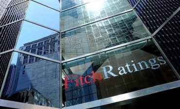 Ο οίκος Fitch υποβάθμισε το αξιόχρεο τουρκικών τραπεζών