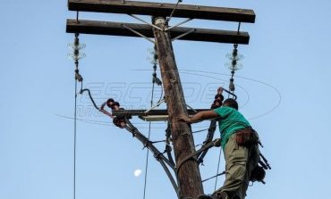 Καταγγελία Δημάρχου Πόρου: Μετά την τραγωδία τοποθέτησαν τα καλώδια 22 μέτρα πιο χαμηλά