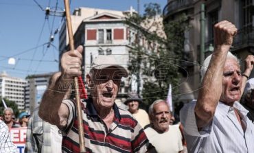 ΣτΕ για επικουρικές συντάξεις: Αντισυνταγματικές οι περικοπές