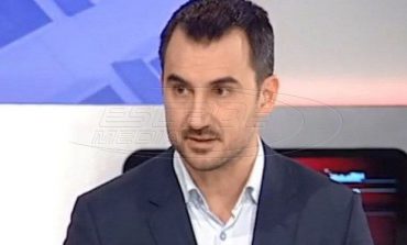 Χαρίτσης: «Νεοναζί αλωνίζουν στη Λέσβο και στελέχη της Ν.Δ. επιχαίρουν»